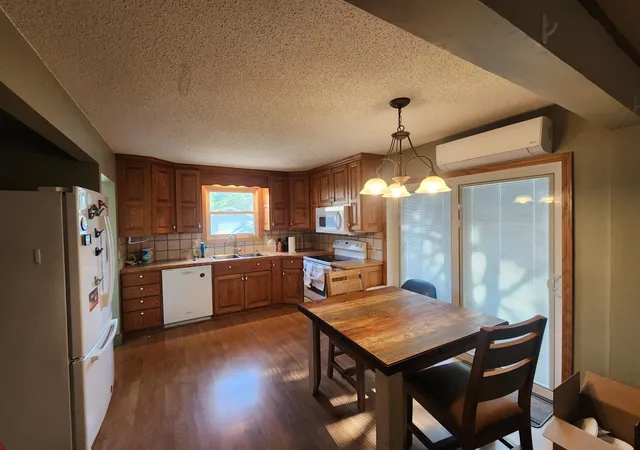 Photo 4 of Sale Pending at 301 High St, Park Rapids, MN 56470 | MLS# 7102487 | Listing updated on 2026-09-14