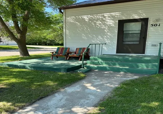 Photo 2 of Single family home for sale at 501 Jefferson Ave, Argyle, MN 56713 | MLS# 7102842 | Listing updated on 2026-09-11