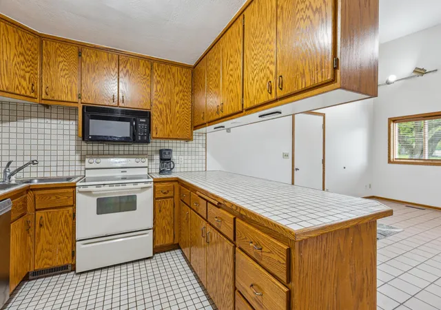 Photo 4 of Single family home for sale at 18950 243rd Avenue NW, Big Lake, MN 55309 | MLS# 7103009 | Listing updated on 2026-09-15