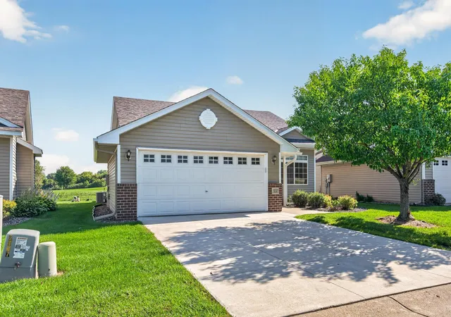 Photo 2 of Sale Pending at 10501 Jason Ln, Albertville, MN 55301 | MLS# 7103060 | Listing updated on 2026-09-15