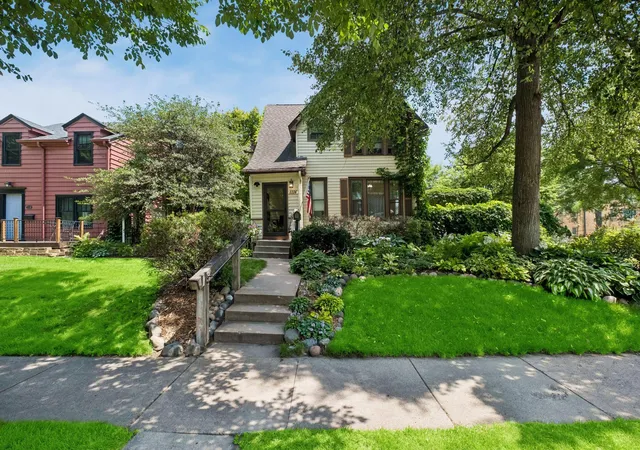 Photo 1 of Single family home for sale at 1114 Gibbs Ave, Saint Paul, MN 55108 | MLS# 7103234 | Listing updated on 2026-09-30