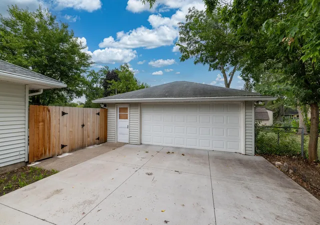 Photo 2 of Single family home for sale at 8739 Hadley Ave S, Cottage Grove, MN 55016 | MLS# 7103434 | Listing updated on 2026-09-23