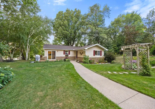 Photo 1 of Single family home for sale at 28094 Yak St Nw, Zimmerman, MN 55398 | MLS# 7103453 | Listing updated on 2026-09-15
