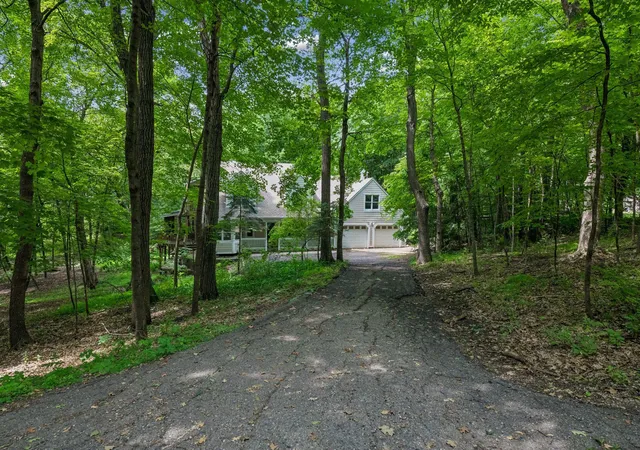 Photo 2 of Single family home for sale at 4730 N Arm Dr, Mound, MN 55364 | MLS# 7103680 | Listing updated on 2026-09-25