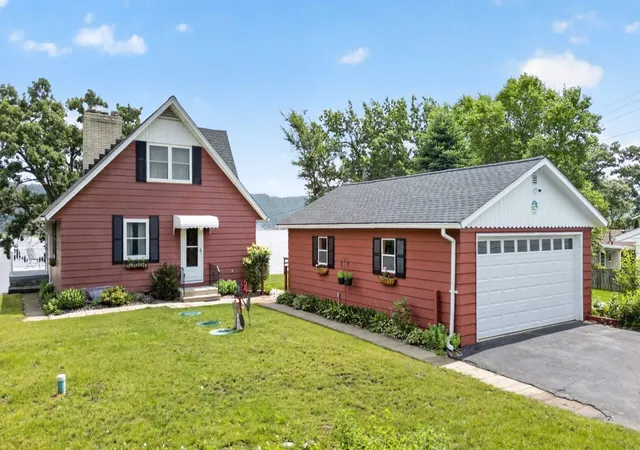 Photo 3 of Single family home for sale at 65272 140th Avenue, Wabasha, MN 55981 | MLS# 7103790 | Listing updated on 2026-09-14