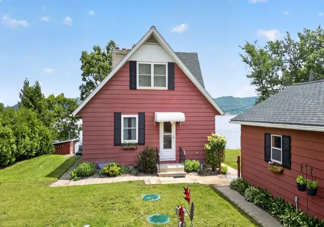 Photo 3 of Single family home for sale at 65272 140th Avenue, Wabasha, MN 55981 | MLS# 7103790 | Listing updated on 2026-09-14