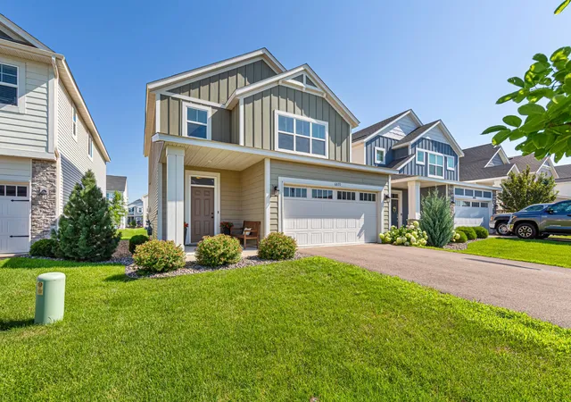Photo 1 of Single family home for sale at 6870 102nd Street S, Cottage Grove, MN 55016 | MLS# 7104145 | Listing updated on 2026-09-12