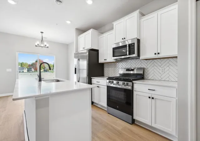 Photo 1 of Single family home for sale at 23158 Creekview Ct, Rogers, MN 55374 | MLS# 7104491 | Listing updated on 2026-09-18
