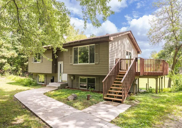 Photo 4 of Single family home for sale at 2203 100th Street, Somerset, WI 54025 | MLS# 7104510 | Listing updated on 2026-09-14