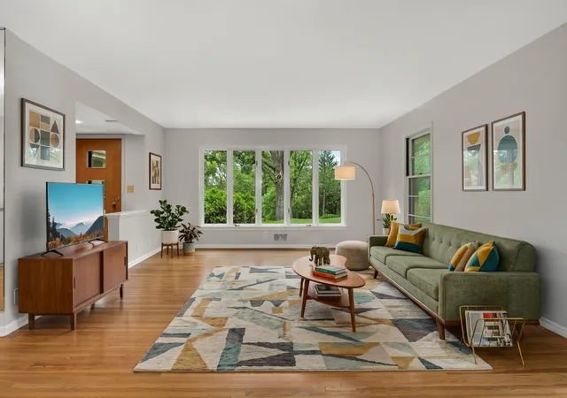 Photo 1 of Single family home for sale at 3929 Williston Rd, Minnetonka, MN 55345 | MLS# 7104569 | Listing updated on 2026-09-11