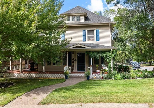Photo 3 of Sale Pending at 975 E 4th Street, New Richmond, WI 54017 | MLS# 7104713 | Listing updated on 2026-09-14