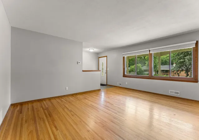 Photo 4 of Sale Pending at 8460 Westbend Rd, Minneapolis, MN 55427 | MLS# 7104885 | Listing updated on 2026-09-15