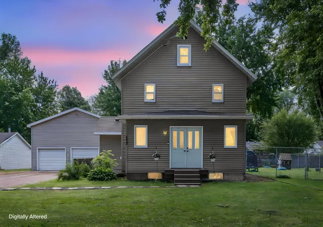 Photo 3 of Single family home for sale at 503 Central Ave S, Mapleton, MN 56065 | MLS# 7104887 | Listing updated on 2026-09-11