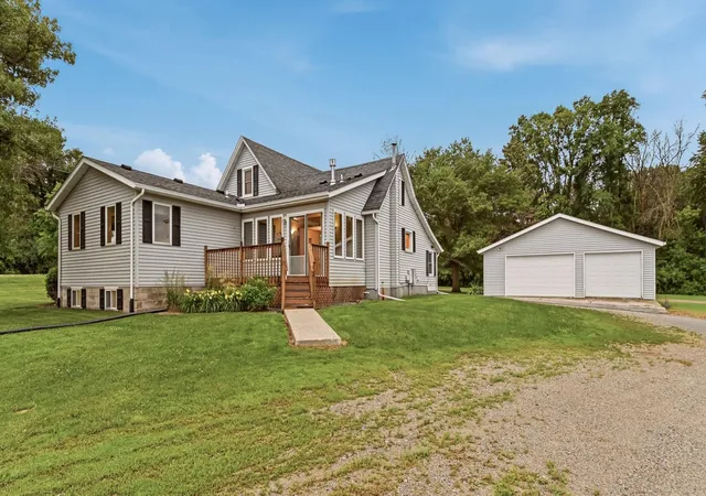 Photo 3 of Single family home for sale at 62561 120th Avenue, Claremont, MN 55924 | MLS# 7104903 | Listing updated on 2026-09-15