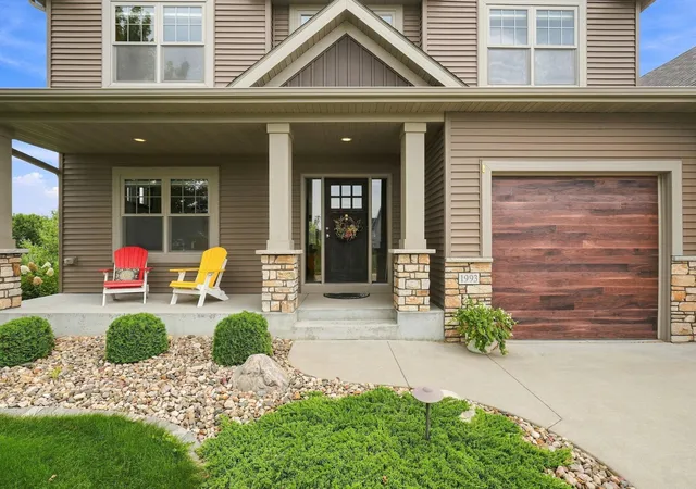 Photo 3 of Single family home for sale at 1993 Kerry Dr Ne, Rochester, MN 55906 | MLS# 7105048 | Listing updated on 2026-09-10