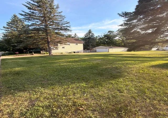 Photo 4 of Single family home for sale at 409 1st Avenue N, Sartell, MN 56377 | MLS# 7105076 | Listing updated on 2026-09-14