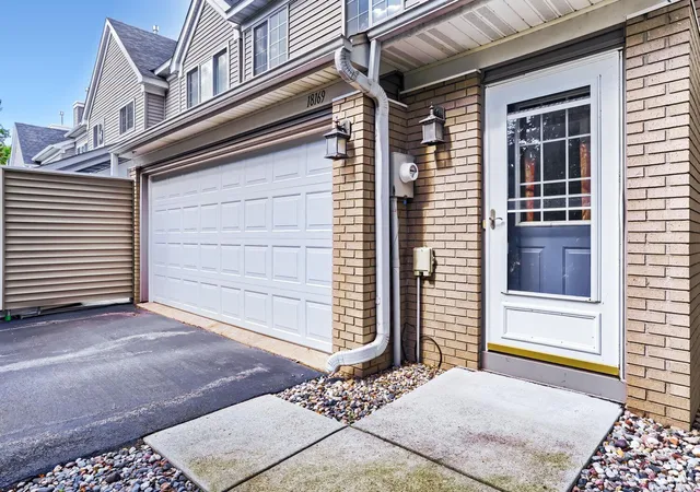 Photo 2 of Sale Pending at 18169 Settlers Way, Eden Prairie, MN 55347 | MLS# 7105218 | Listing updated on 2026-09-11