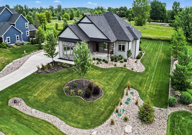 Photo 1 of Mansion for sale at 7767 Prairie Grass Pass, Prior Lake, MN 55372 | MLS# 7105636 | Listing updated on 2026-09-10