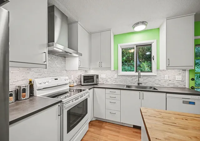 Photo 4 of Single family home for sale at 1644 Kilmer Ave, Minneapolis, MN 55426 | MLS# 7105682 | Listing updated on 2026-09-12