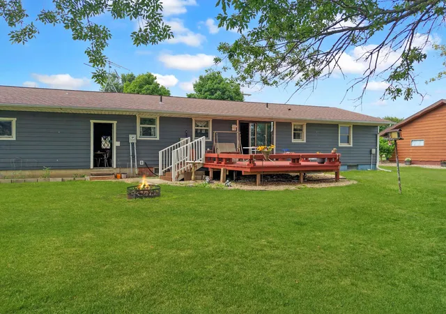 Photo 2 of Single family home for sale at 201 Main Ave, Chandler, MN 56122 | MLS# 7106061 | Listing updated on 2026-09-14