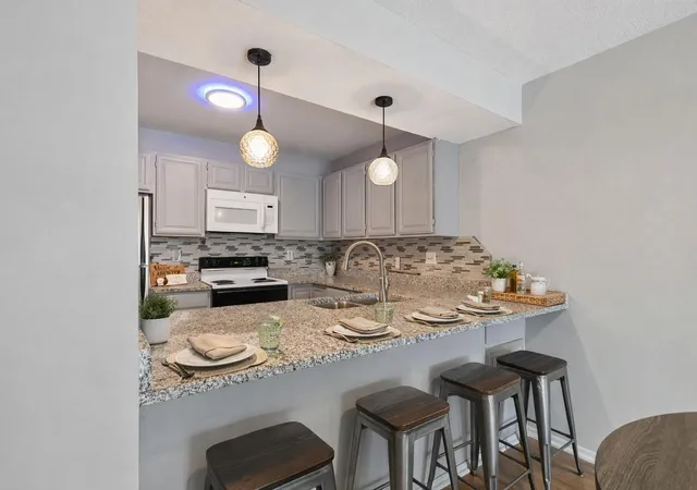 Photo 4 of Condo for sale at 8007 Xerxes Ave S #A101, Minneapolis, MN 55431 | MLS# 7106128 | Listing updated on 2026-09-14