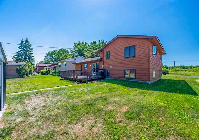 Photo 4 of Single family home for sale at 1221 21st Street S, Virginia, MN 55792 | MLS# 7106167 | Listing updated on 2026-09-15