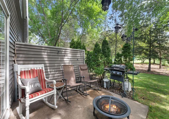 Photo 4 of Single family home for sale at 8438 Copperfield Way #78, Inver Grove Heights, MN 55076 | MLS# 7106324 | Listing updated on 2026-09-12
