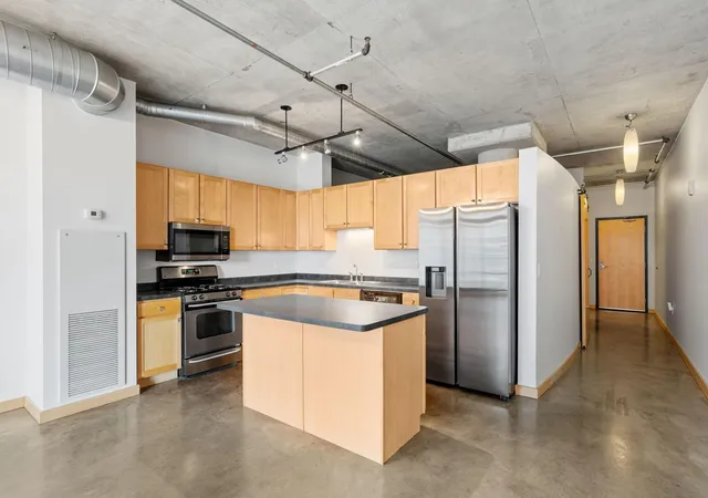 Photo 3 of Condo for sale at 720 N 4th Street #405, Minneapolis, MN 55401 | MLS# 7106406 | Listing updated on 2026-09-10