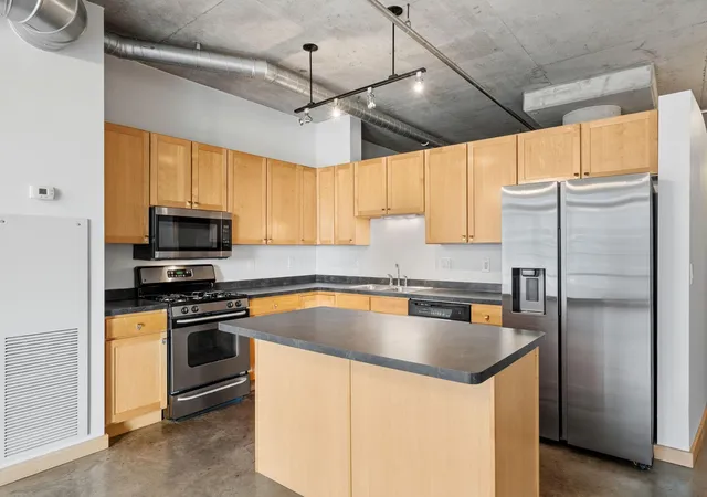 Photo 4 of Condo for sale at 720 N 4th Street #405, Minneapolis, MN 55401 | MLS# 7106406 | Listing updated on 2026-09-10