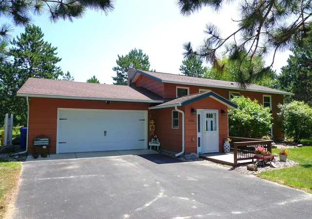 Photo 1 of Sale Pending at 7022 Dickinson Dr Nw, Bemidji, MN 56601 | MLS# 7106651 | Listing updated on 2026-09-09