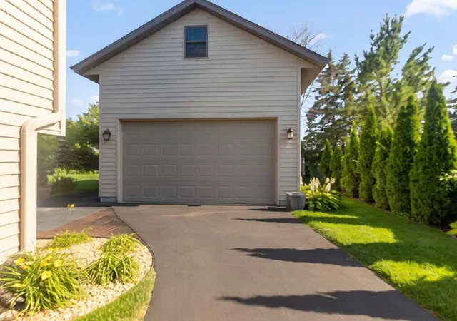Photo 4 of Sale Pending at 4240 159th Court W, Rosemount, MN 55068 | MLS# 7106691 | Listing updated on 2026-09-08