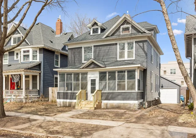 Photo 2 of Single family home for sale at 941 Hague Ave, Saint Paul, MN 55104 | MLS# 7106858 | Listing updated on 2026-09-11