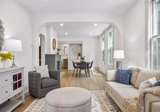 Photo 3 of Single family home for sale at 941 Hague Ave, Saint Paul, MN 55104 | MLS# 7106858 | Listing updated on 2026-09-11