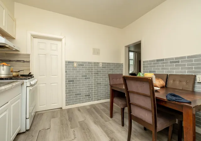 Photo 4 of House for sale at 2115 5th Street NE, Minneapolis, MN 55418 | MLS# 7106983 | Listing updated on 2026-09-15