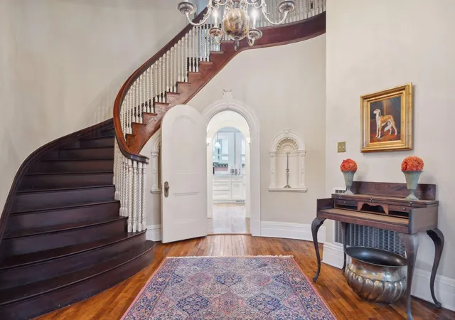 Photo 4 of Single family home for sale at 1203 Mount Curv Ave, Minneapolis, MN 55403 | MLS# 7107025 | Listing updated on 2026-09-10