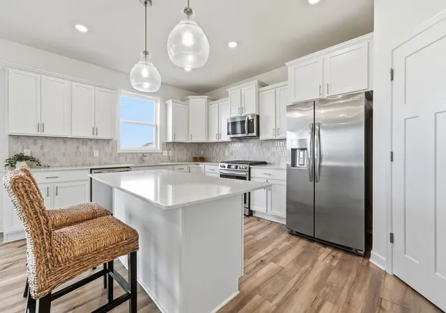 Photo 4 of Single family home for sale at 8807 Periwinkle Blvd, Saint Paul, MN 55129 | MLS# 7107454 | Listing updated on 2026-09-14