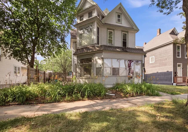 Photo 2 of Multi family home for sale at 852 Jessamine Ave E, Saint Paul, MN 55106 | MLS# 7107468 | Listing updated on 2026-09-10
