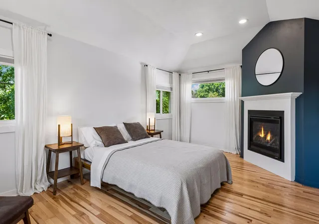 Photo 3 of Single family home for sale at 3104 Silver Lake Rd Ne, Minneapolis, MN 55418 | MLS# 7107862 | Listing updated on 2026-10-07