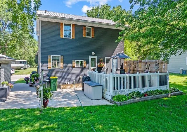 Photo 3 of Single family home for sale at 231 4th Street, Garvin, MN 56132 | MLS# 7107980 | Listing updated on 2026-09-11