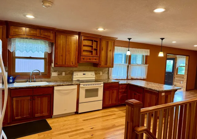 Photo 3 of Sale Pending at 126 S 1st Street, Bird Island, MN 55310 | MLS# 7108054 | Listing updated on 2026-09-14