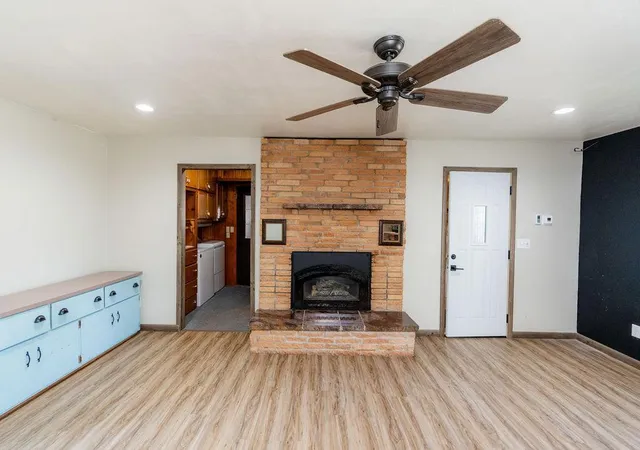 Photo 3 of Single family home for sale at 405 6th Avenue, Edgeley, ND 58433 | MLS# 7108379 | Listing updated on 2026-10-03