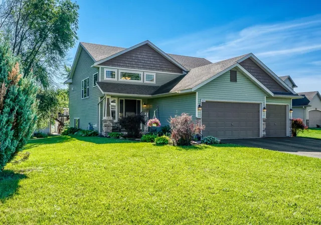 Photo 1 of Single family home for sale at 5833 212th Street N, Forest Lake, MN 55025 | MLS# 7108512 | Listing updated on 2026-09-11