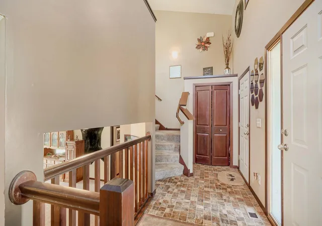 Photo 3 of Single family home for sale at 5833 212th Street N, Forest Lake, MN 55025 | MLS# 7108512 | Listing updated on 2026-09-11