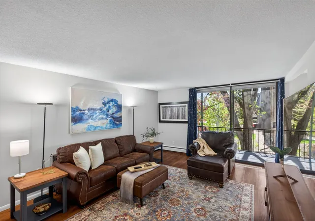 Photo 3 of Condo for sale at 6085 Lincoln Dr #225, Minneapolis, MN 55436 | MLS# 7108559 | Listing updated on 2026-09-10