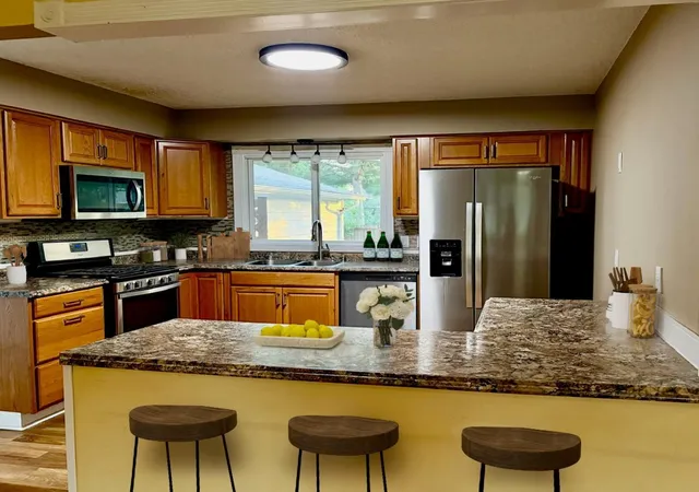 Photo 1 of Single family home for sale at 4333 Rahn Rd, Saint Paul, MN 55122 | MLS# 7109099 | Listing updated on 2026-09-09