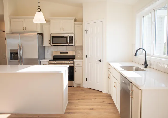 Photo 3 of Single family home for sale at 112 18 Street Se, Barnesville, MN 56514 | MLS# 7109294 | Listing updated on 2026-09-11