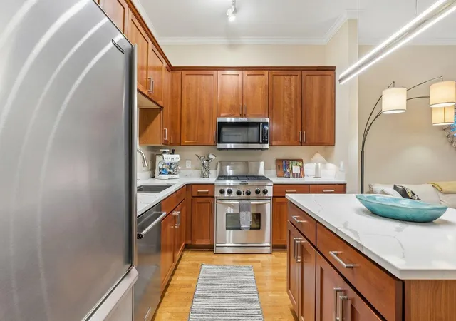 Photo 1 of Condo for sale at 370 Marshall Ave #102, Saint Paul, MN 55102 | MLS# 7109338 | Listing updated on 2026-10-06