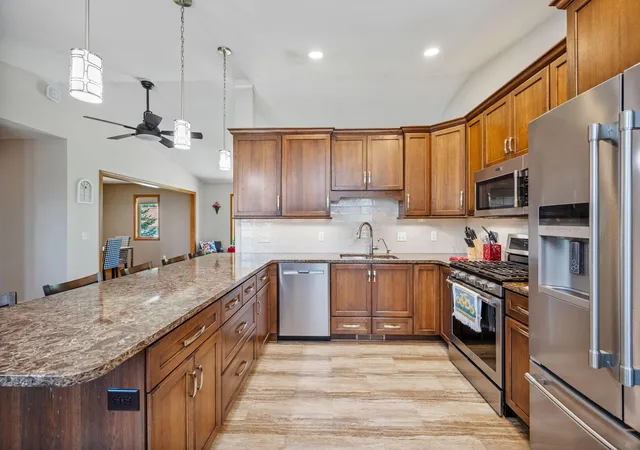 Photo 3 of Single family home for sale at 1315 Adams Ave, Fairmont, MN 56031 | MLS# 7109548 | Listing updated on 2026-09-14