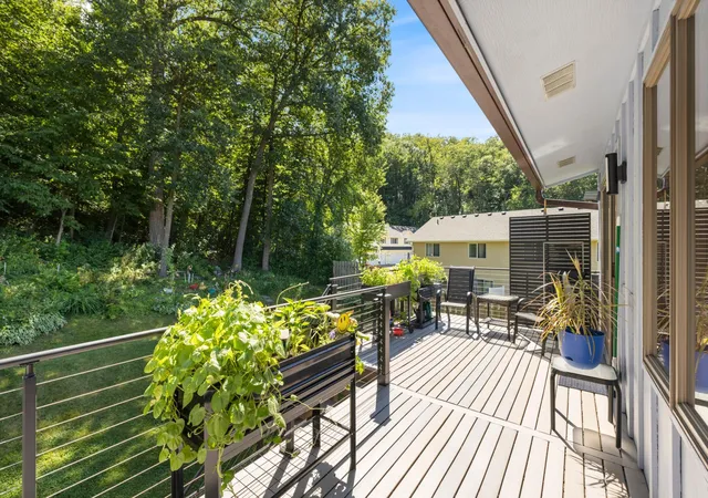 Photo 3 of Single family home for sale at 164 Kingswood Dr, Red Wing, MN 55066 | MLS# 7109613 | Listing updated on 2026-09-14