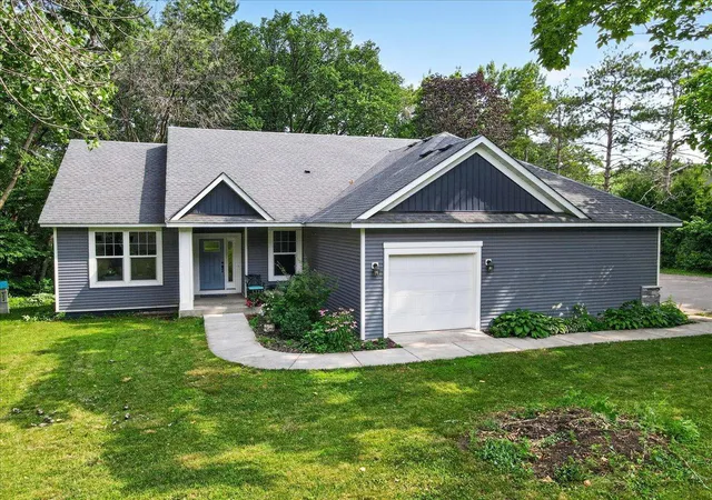 Photo 2 of Single family home for sale at 3129 Vale Cir Sw, Prior Lake, MN 55372 | MLS# 7109950 | Listing updated on 2026-09-15